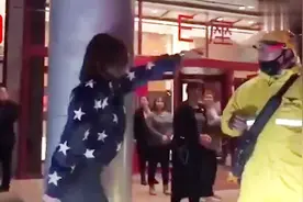 知名女博主当街打骂外卖员 美团：女方因事故被判全责而不满视频封面