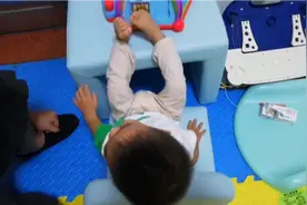 给我一次机会，骑着我的滑板车去追回你。