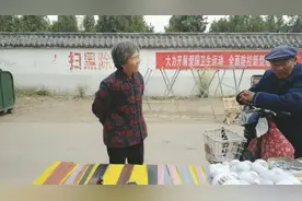 村里刚修好的水泥路又要开挖了，说是改善自来水，却没人领情。视频封面