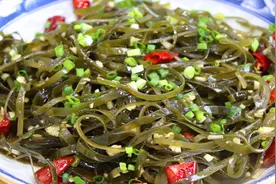 凉拌海带丝的做法，难怪饭店的那么好吃，诀窍就在这里，特别简单