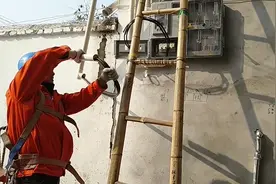 电表箱的进表线，出表线管子工艺，原来是这样安装才美观好看