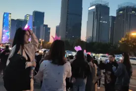 周杰伦演唱会济南奥体人山人海＃带你走遍全世界＃