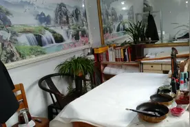 再写龚自珍名句——我劝天公重抖擞，不拘一格降人材。
