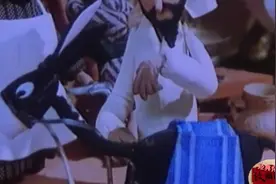 肚子疼为什么要滴眼药水，阿凡提的故事 神医