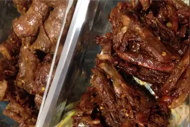 周黑鸭的详细配料比例视频封面