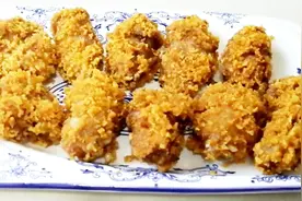 教你在家就能做脆皮鸡翅，外酥里嫩，做法超级简单，一看就能上手