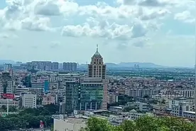 凤岭公园鸟瞰顺德大良新(凤城)美丽景色视频封面