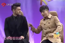 我仿佛听到了心碎的声音！一个一万的包他嫌贵，女友直接要分手！视频封面