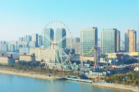 江苏这座城市或将崛起，未来可能与上海合并，到时上海会怎样？视频封面