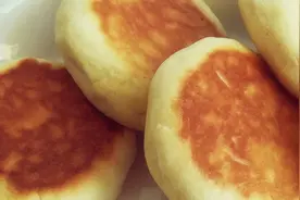 纯天然麦香味硬面烙饼，家常制作，做主食或早点都不错，你也喜欢