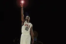 大年初三凌晨4：00：洛杉矶满天繁星，灯光寥落，行人很少……