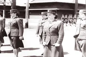 纪实影像：二战时期漂亮女兵的训练场面，声音洪亮，整齐划一视频封面