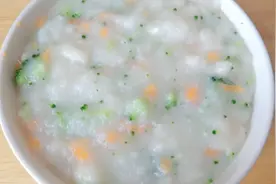这样的面糊适合6月以上的宝宝，常吃可以提高免疫力，简单易学。视频封面