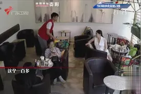 好感动！外卖小哥迟到被拒收，旁桌女士掏出百元为其买单！