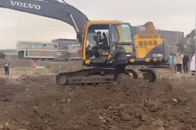 为什么广东广西那边网友称沃尔沃叫大富豪呢视频封面