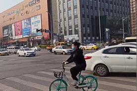 沈阳建设大路，卫工街交通岗！4.18下午2点画面！视频封面