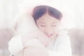 抖音里最可爱的一首歌《你笑起来真好看》，欢快的童声唱得真好听