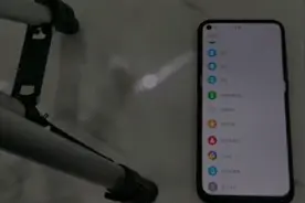荣耀手机“智慧分屏”功能操作演示，非常实用的功能视频封面