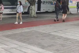 德阳到成都的摆渡车，直达地铁三号线，究竟怎么样视频封面