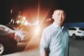 下班去剪个头发，结果:丑爆了