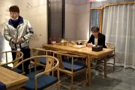 今天采访横店网红嘉豪看看怎样这牌面！想法不同！