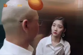 电视剧:美女饿狠了！看见个光头都觉得像颗卤蛋！太好笑了视频封面