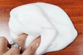 不需要胶水的起泡胶教程，用洗洁精和面粉就可以制作，无硼砂好玩