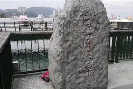 歌曲《山水恋情》演唱:汤非.曲丹视频封面