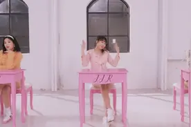 Apink小分队新歌《Be Myself》高清舞蹈版