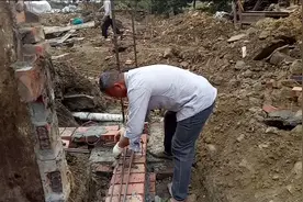 修房子的过程之打地圈粱朋友们都来看看了解一下