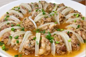 萝卜夹肉家常做法，鲜嫩多汁，清淡营养，上桌汤汁都不剩