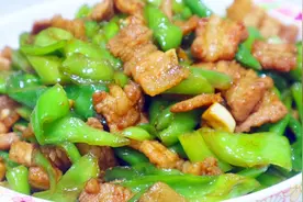 “青椒炒肉”的视频看了很多、我觉得这个做法很靠谱、值得推广视频封面