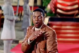 章子怡一根筷子单手盘发的动作太冷艳了，发型师：我来干什么？视频封面