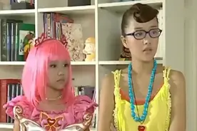 巴啦啦小魔仙：那么大胆居然在家里学魔法！不怕爸妈发现吗？