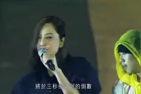 郑希怡边唱边跳《相对湿度》，好听