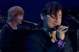 张学友王菀之现场演绎《我真的受伤了》和音真好听！视频封面