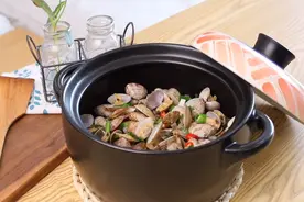 黄磊同款菜谱，蛤蜊这样做真的好吃｜吃货成长计划视频封面