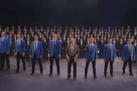 震撼！阿卡贝拉合唱团感人现场视频封面