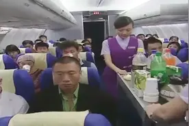 孙红雷训斥小女孩，小女孩吓得不敢说话！视频封面