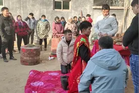 看河南豫东农村的婚礼，还要二十四拜，这样的风俗你们那还有吗视频封面