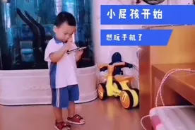 弟弟身上红点消失却往脸上冒了，要不是昨天去医院看过，还挺担心视频封面