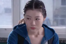 袖珍妈妈：周校长着急找杜娟，笑笑却这样敷衍他，太可恶了视频封面