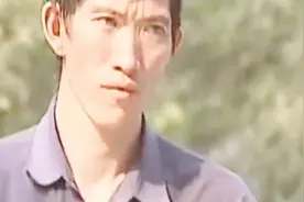 女子突然发高烧，还血尿肚子疼，竟是因为吃鱼卡住鱼刺扎进了动脉视频封面