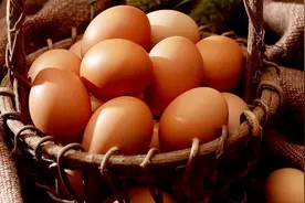 鸡蛋保鲜不用放冰箱，教你一招，存放半年不坏，味道还鲜美视频封面