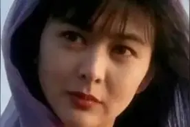 女人是高情绪的动物，当她在哭泣时候，不懂方法千万别去安慰