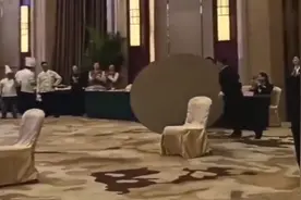 总监操作的那一刻，我明白了，能当上领导是有一定能力的