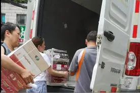 烟草派送中……原来是这么送到商户手中的