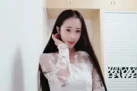 98后美女Cc分享女生都爱的宝贝，又便宜又好用，男生快看视频封面