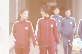 《我只喜欢你》五一犯错，乔一陪闺蜜一起受罚，网友：太暖了吧！视频封面