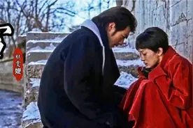 杜雯媞《雪》抖音完整版，忽然下的一场雪，将我埋葬在你的世界